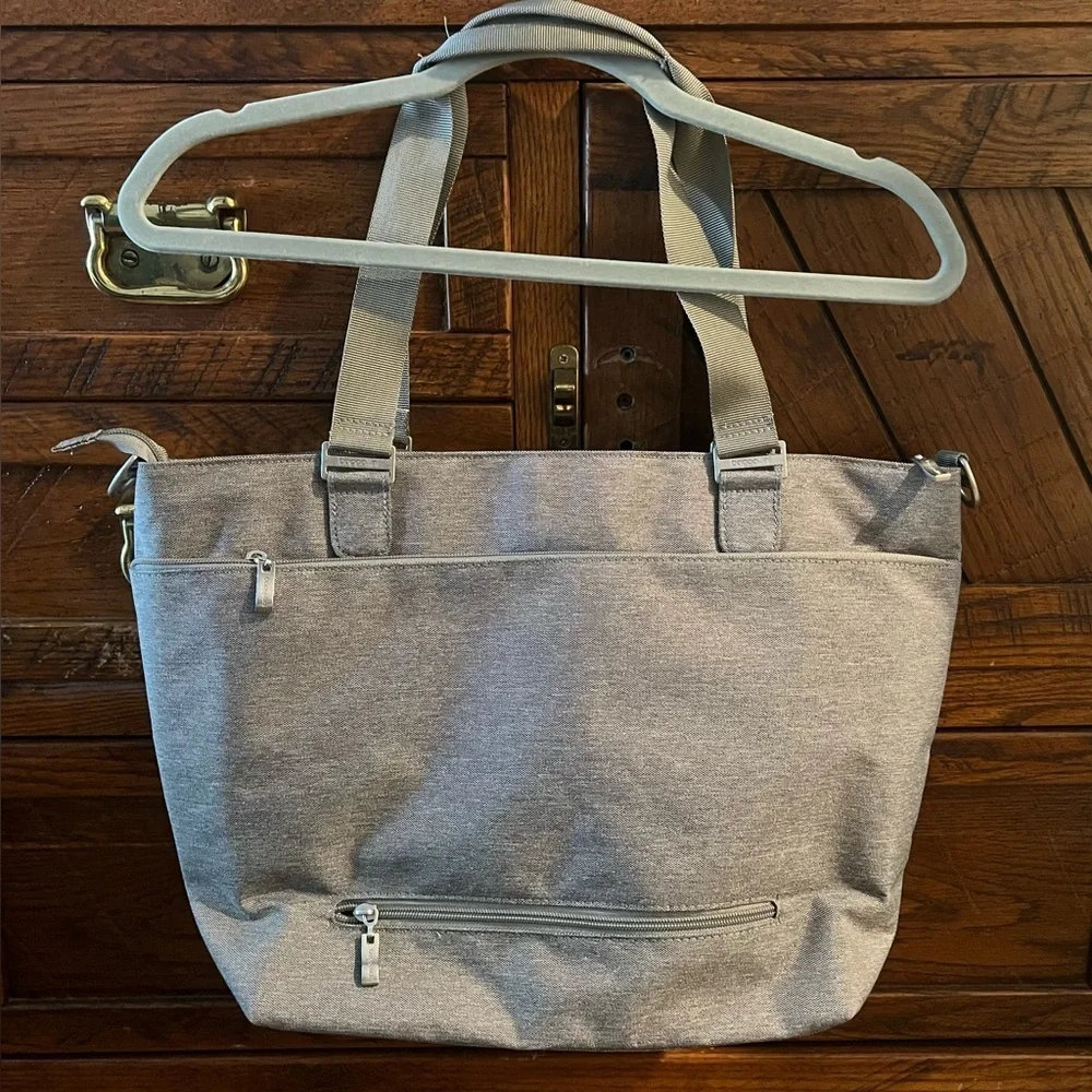NWT Baggallini Gray Avenue Tote Bag Lightweight Washable